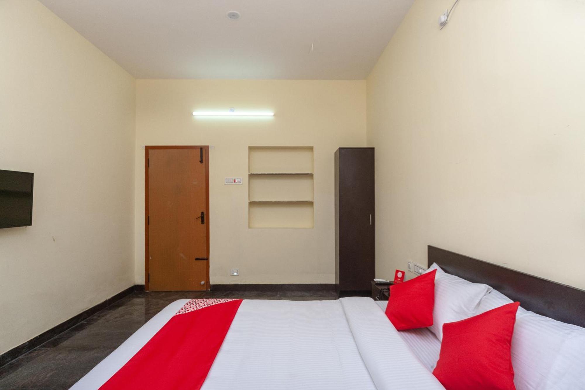 Hotel O Passion Paradise Singānallūr Екстериор снимка